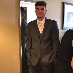 Meet your Posher, Kurtis